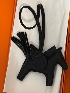 Authentic Hermes Pegase Rodeo Touch PM